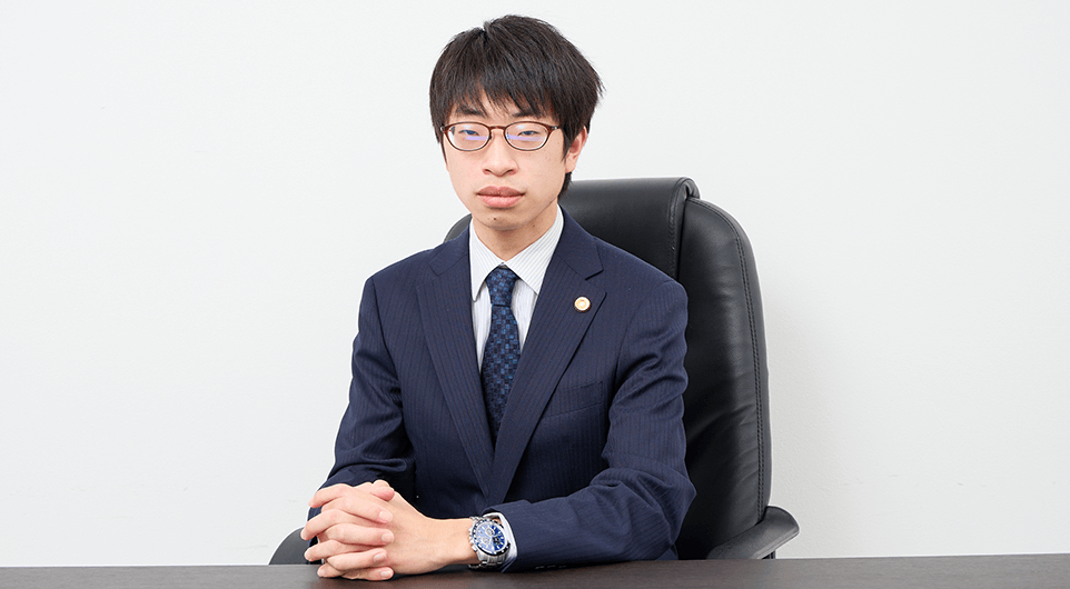 弁護士 山田 遼太